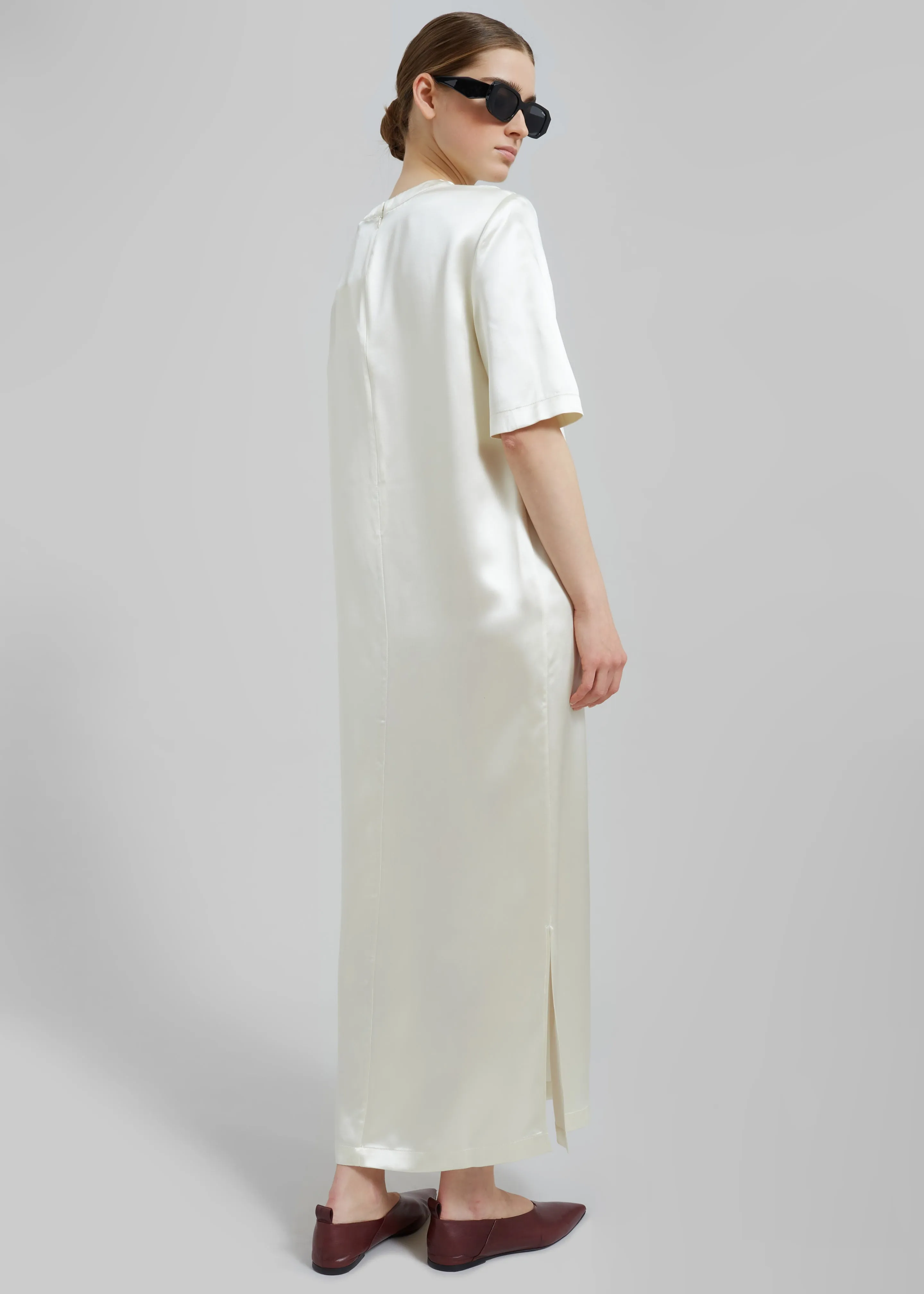 Loulou Studio Tuga Satin T-Shirt Dress - Soft Vanilla